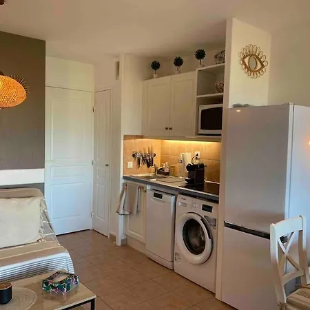 Daire Beau 2 Pieces, Magnifique Vue Et Piscine Les Issambres
