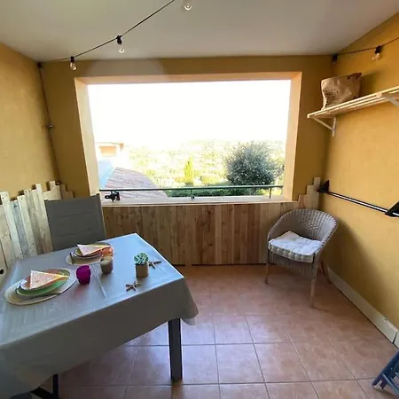 Beau 2 Pieces, Magnifique Vue Et Piscine Daire Les Issambres