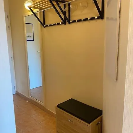 Beau 2 Pieces, Magnifique Vue Et Piscine * Les Issambres